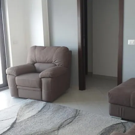 I Portici بيت ضيافة سانتاغاتو دي ميليتي