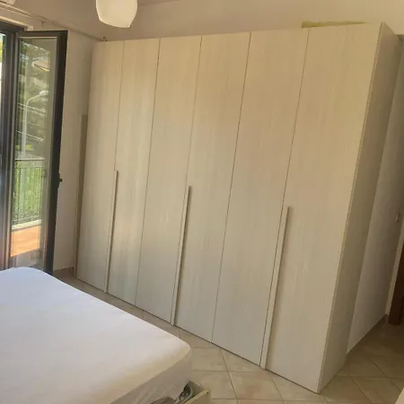 I Portici بيت ضيافة سانتاغاتو دي ميليتي